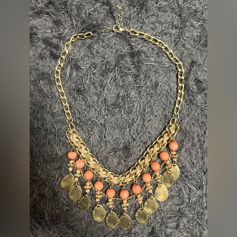 Y2K Coral and Gold Necklace - Picture 9 of 15